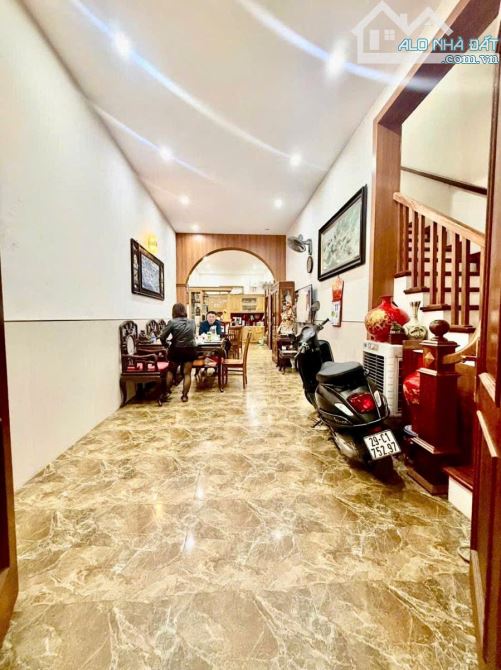 Dân xây Hoàng Ngân, vỉa hè, kinh doanh, phân lô ô tô tránh, gara, DT 500tr/năm 54m*5T - 1