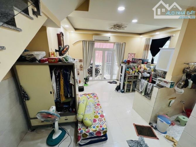 Bình Thạnh - 3 bước ra MT Nguyễn Hữu Cảnh - 51m2 - 2 tầng ở ngay - Không QH - Chỉ 6.5 tỷ - 1