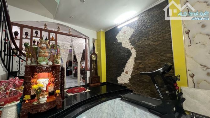 Bán nhà đẹp 4 tầng 101m2,xe hơi đỗ trong nhà .Huỳnh Tấn Phát,Quận 7.Giá 12 tỷ. - 1