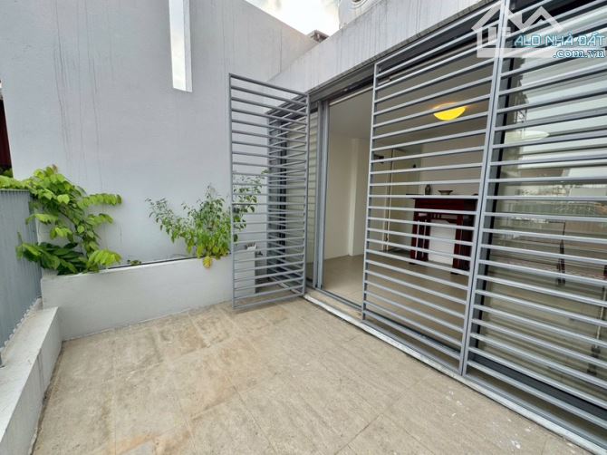 SIÊU PHẨM BỒ ĐỀ - CHỦ TỰ XÂY - FULL NỘI THẤT - CÒN MỚI NGUYÊN - 1