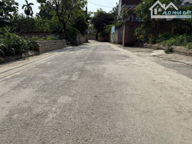 CHỦ CẦN TIỀN RA HÀNG GIÁ ĐẸP NHẤT KHU - 1