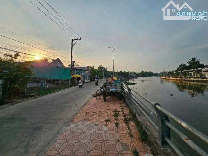 Bán đất 270 m2 thổ cư mặt tiền Tô Vĩnh Diện view sông - 1