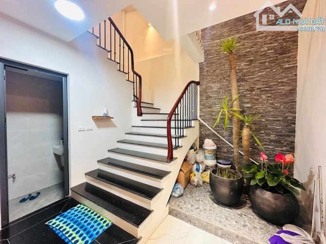 NHÀ ĐẸP PHỐ THÁI HÀ ĐỐNG ĐA DT 68M2 GIÁ 18,3 TỶ THƯƠNG LƯỢNG - 1