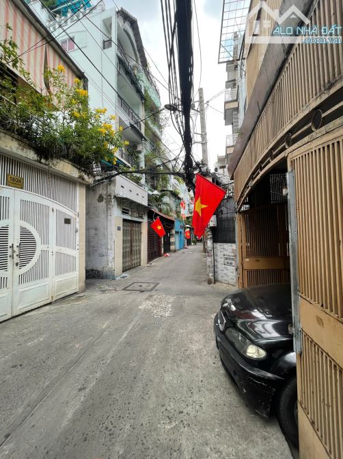 bán nhà HXH đường Trần Quang Diệu,p14 ,Quận 3 .DT:4.8x18m .CN :85m2 .3 tầng .Gía :14.8 tỷ - 1