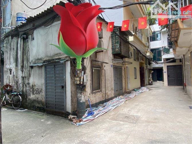 MẢNH ĐẤT ĐẸP-LÔ GÓC-ÔTÔ ĐỖ CỬA, Phố Trung Kính 32/40m, Mặt tiền 6.1m 12.1 Tỷ - 1