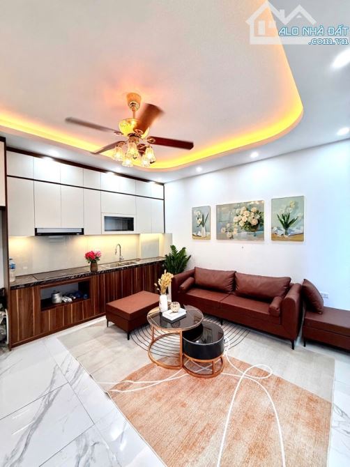 Nhà mặt đất Tây Nam Linh Đàm, Công viên, Trường Chu Văn An - Hơn 6 tỷ - 1