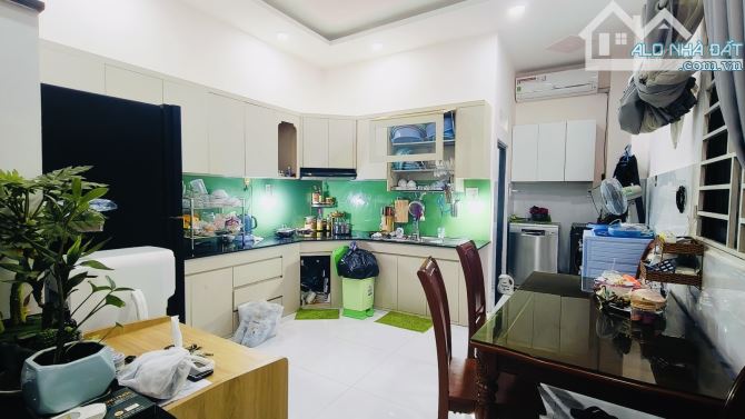 Bán nhà 4 tầng- Mặt tiền kinh doanh - Dương Đình Hội – Đỗ Xuân Hợp nhỉnh 6 tỷ. - 1