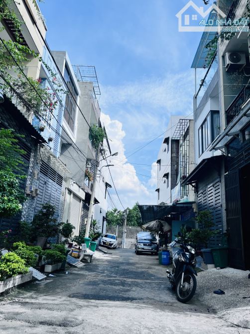KẸT TIỀN BÁN GẤP ĐẤT THỔ CƯ HẺM XE HƠI QUỐC LỘ 13,thủ Đức,giá chỉ 4,85 tỷ, - 1