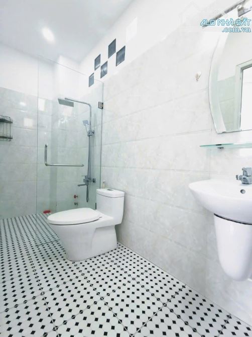bán biệt Thự Hoàng Hoa Thám ,p5 ,Quận Phú Nhuận .DT:6.5x15m .5 tầng .Gía chỉ .18.2 tỷ - 1