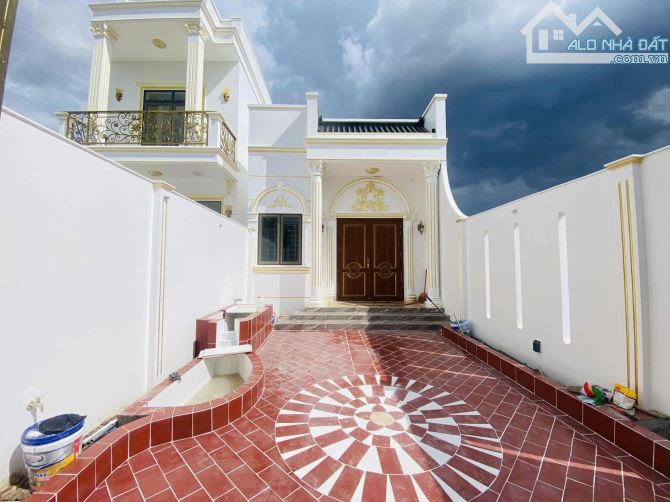 💎 Nhà Đẹp mới xây (5 x 32m) đường rộng xe hơi Vivu cạnh Công ty May Công Tiến - 1