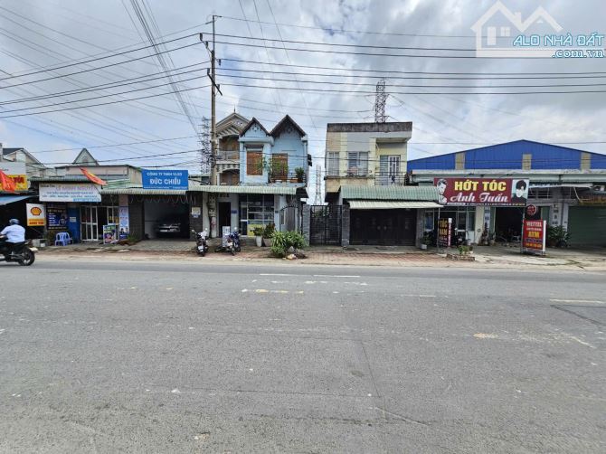Đất mặt tiền kinh doanh gần vòng xoay An Phú, phường An Phú, Tp Thuận An. 7 tỷ - 1