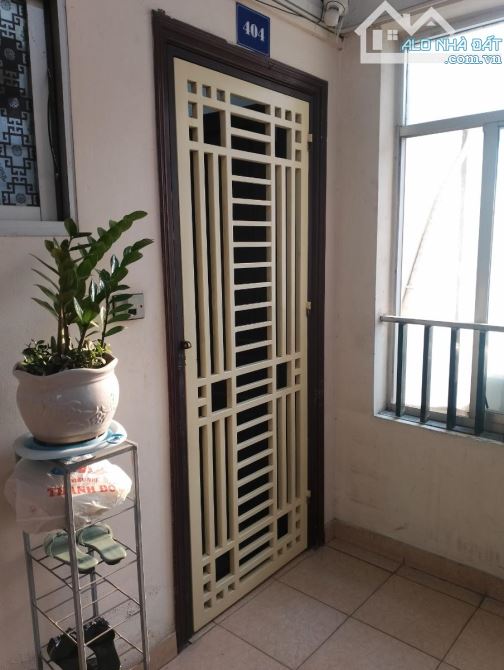CĂN HỘ CHUNG CƯ 50M² 2 NGỦ Ở LINH ĐÀM - LÔ GÓC - MẶT PHỐ VIEW SÔNG THƠ MỘNG - 3.2 TỶ - 1