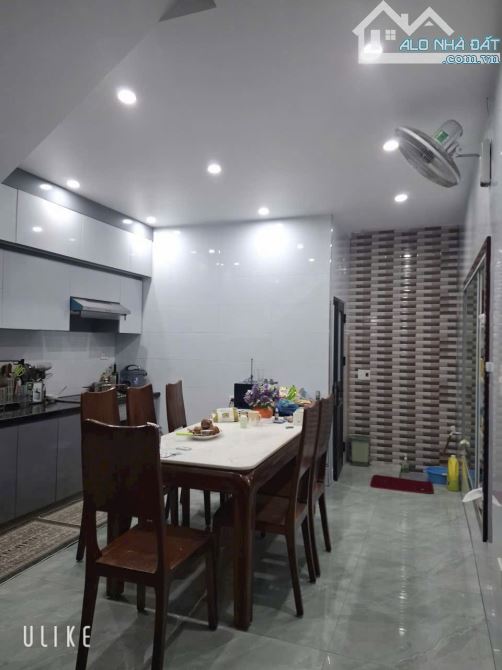 Bán nhà 3 tầng độc lập , phố đằng hải - 1