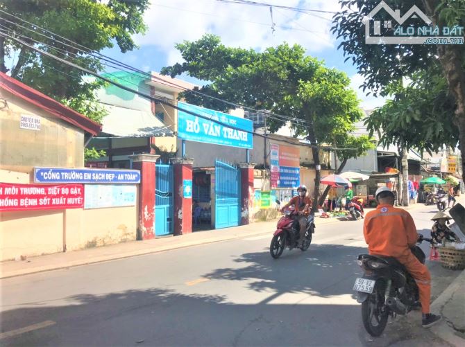 Bán lô đất 520m2 xây CHDV gần Công viên phần mềm Quang Trung, giá 25 tỷ tl - 1