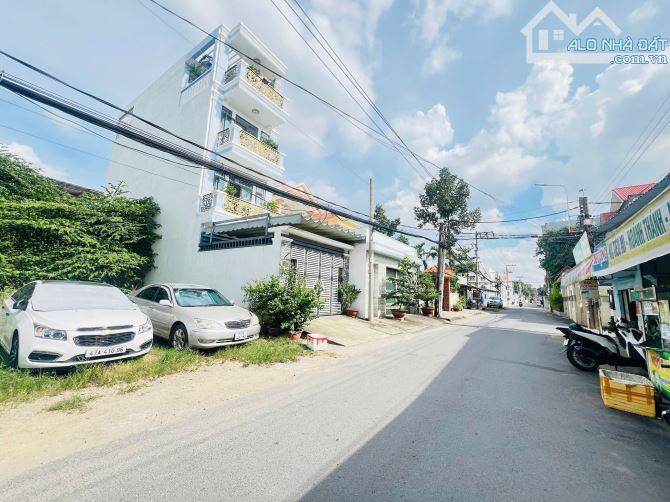 ĐẤT MẶT TIỀN ĐƯỜNG HỒ HÒA - XÂY DỰNG TỰ DO - 1