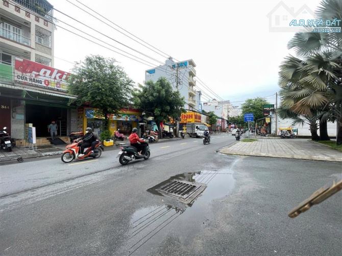 Quỹ Đất Vàng. 3 mặt tiền Nguyễn Văn Quá. 2631m2 full thổ. 269 tỷ TL - 1