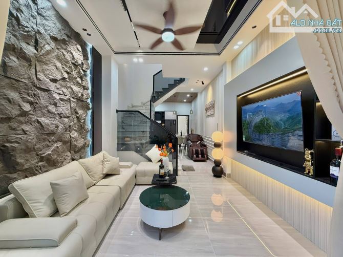 nhà 3 tầng 3 mê đầy đủ nội thất vào ở ngay Hải Châu, Hòa Cường - 1