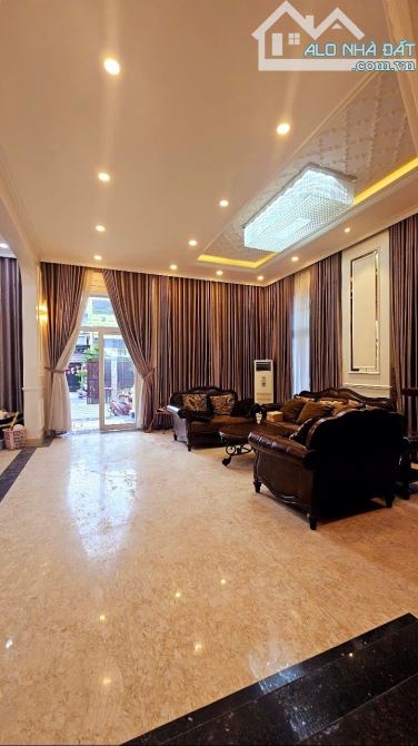 SIÊU BIỆT THỰ 4 TẦNG - MTKD - TAM HÀ - 427M2 FULLL THỔ - 1