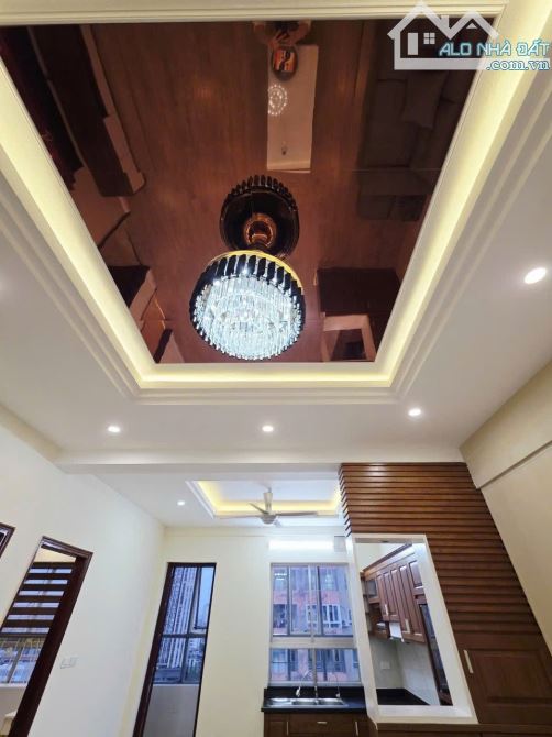 BÁN GẤP CHUNG CƯ VIP B10C NAM TRUNG YÊN – YÊN HÒA, CẦU GIẤY. 75M2 – 2PN. 5,3 TỶ - 1