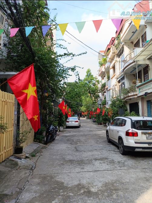 Lô đất vuông vắn phố Ngọc Khánh - 70m² , ngõ ô tô - 1