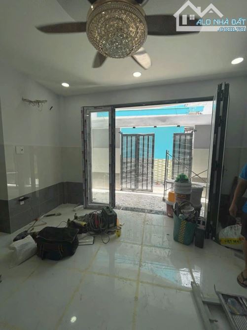 Nhà 5PN SHR gần cầu Số 1 Bình Đông giá chỉ 4.25tỷ tl. - 1
