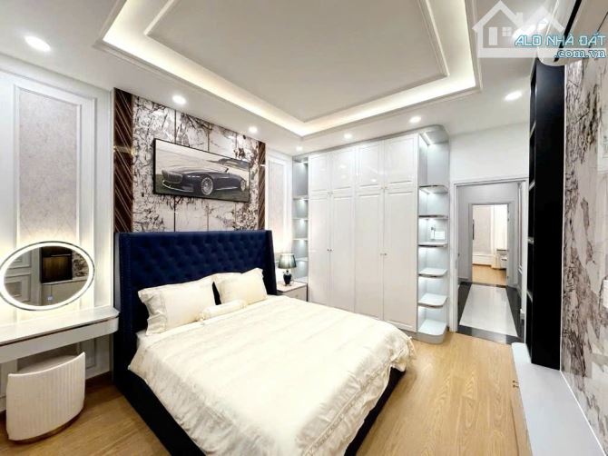 Nhà phố cạnh Lý Phục Man, Quận 7, 4 tầng, 4x17m, HXH, nhỉnh 10 ty - 1