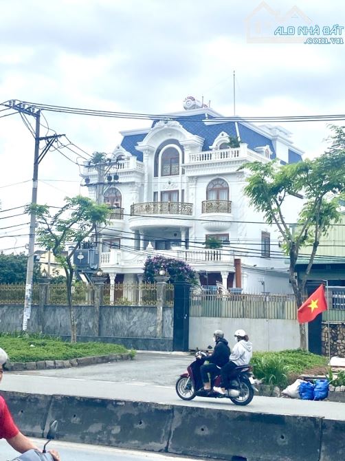 BÁN NHÀ MẶT TIỀN SIÊU ĐẸP – TRẦN VĂN GIÀU – VỊ TRÍ SIÊU HOT - CẤP 4 - DT 280M - GỒM 6PN - - 1