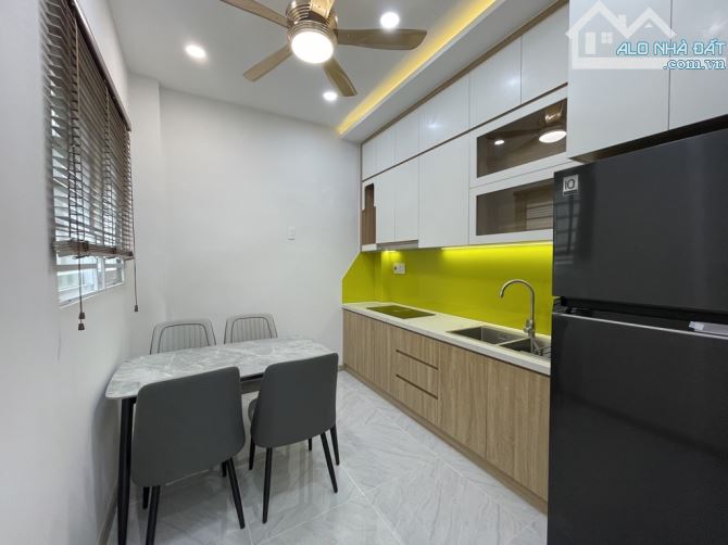 BÁN NHÀ MẶT TIỀN NGUYỄN TRỌNG TUYỂN,2 TẦNG, 25M2 GIÁ 6,5 TỶ - 1