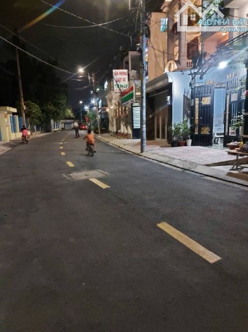 CHỦ NGỘP – BÁN GẤP NHÀ MỚI 3 TẦNG QUANG TRUNG, P.14 – GẦN EMART CHỈ 5.5 TỶ - 1