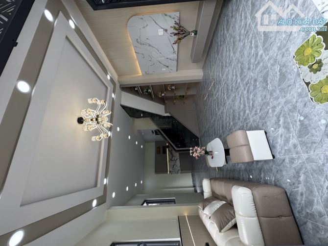📣🏠QUẬN 6  NHÀ MỚI TOANH 3 TẦNG NỘI THẤT CAO CẤP -ĐƯỜNG THÔNG XE TẢI HƠN 5 TỶ- BÀ HOM - 1