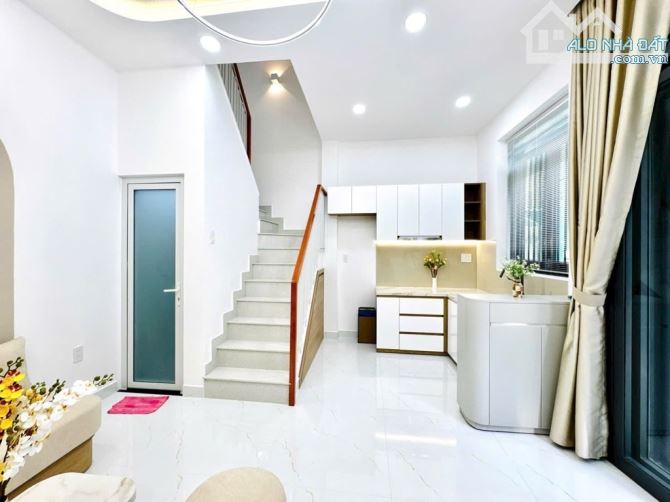 💎Săn Nhà Đẹp Cực Vị Trí: Căn Góc Ngay Trung Tâm Nguyễn Trọng Tuyển – Hẻm Xe Hơi, Gần Chợ, - 1