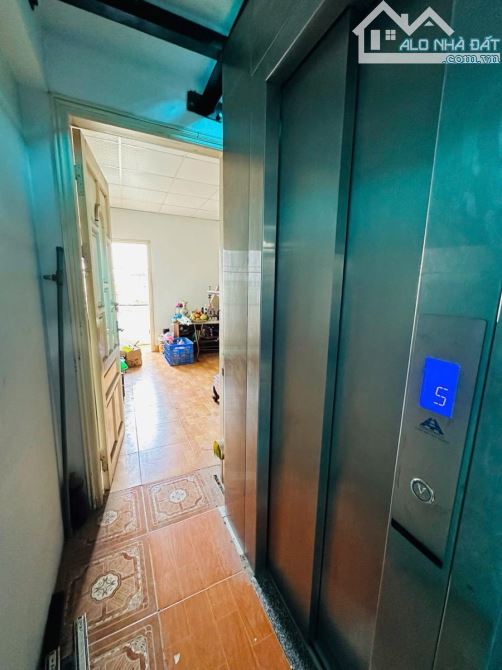 Bán nhà phố Vũ Tông Phan, 38m2, 5 tầng, thang máy, ngõ ô tô giá 9.5tỷ - 1