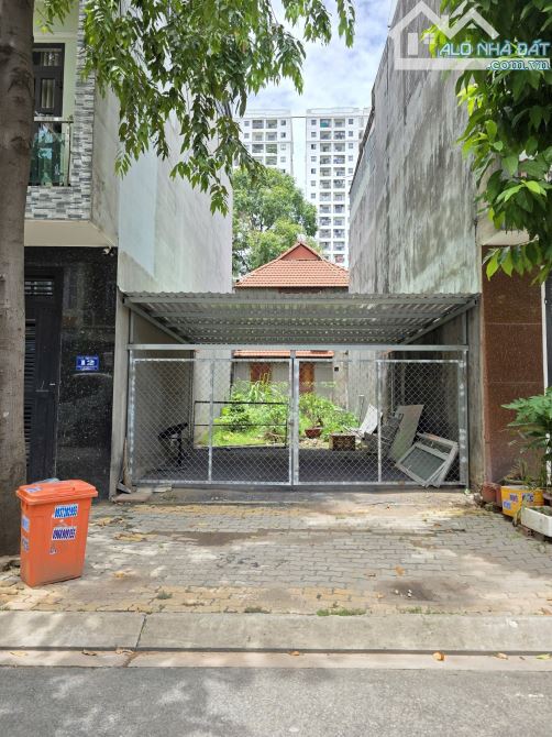 Bán đất gần Vincom 300m, MT đường số 3 KDC Toa Xe 1, p.Dĩ An, Tp.Dĩ An chỉ 4,3 tỷ TL M7431 - 1