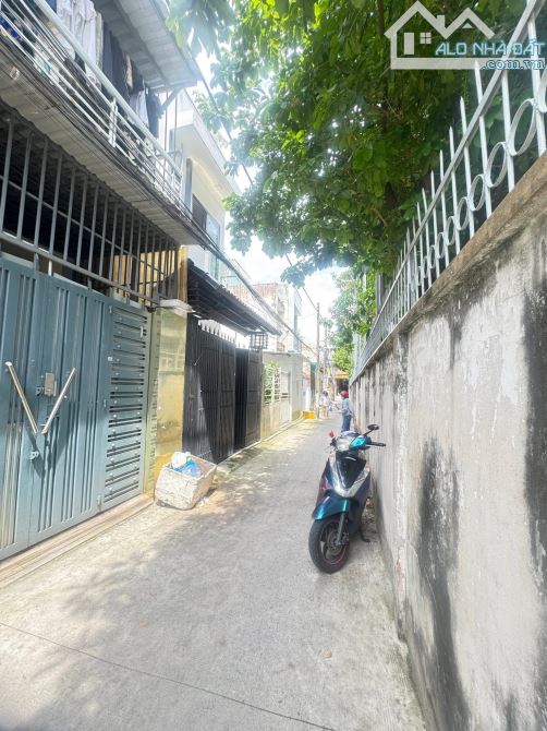 Bán Nhà Mới Xây Nội Thất Sang Chảnh , Hẻm Thẳng Bước Ra Phan Huy Ích 30m ,3 Tầng , 4.1x19m - 1