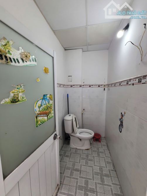 Bán nhà cấp 4 KDC gần BigC Dĩ An p.Đông Hòa Tp.Dĩ An chỉ 3ty750 TL M7433 - 1