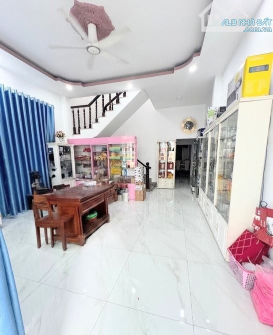 Đầu Tư Gọi Em Bán 202m2 Nhà 3 Tầng Sân Vườn Ngang 8m Đường Nhựa 8m Linh Đông TpThủ Đức 12T - 1