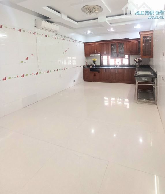 Bán nhà tại  Trần Phú, Cầu Đất, Ngô Quyền. 65m², 5 tầng, chỉ 10,5 tỷ - 1