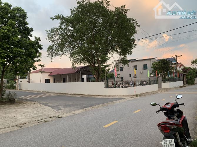 Bán Đất – Phú Thịnh (Xã Minh Phú -SS) -131m² -2,7 Tỷ – Lô Góc -Trục Chính Thôn - Oto Tránh - 1