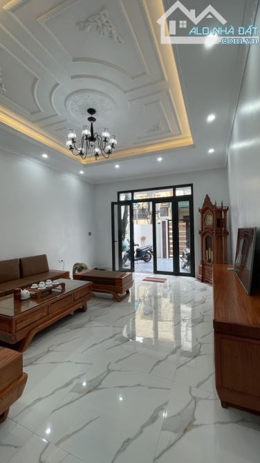 Bán nhà Chu Huy Mân,Phúc Đồng 4 tầng,103m,mt4.7m Vf3 vào nhà nhỉnh 12 tỷ - 1