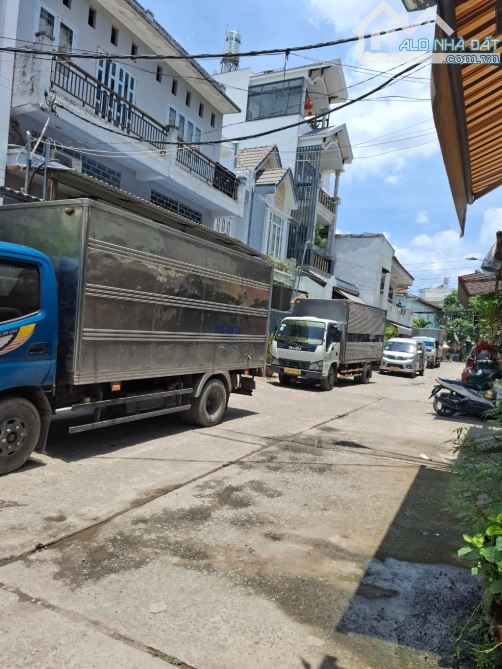 Bán nhà Bình Tân, Đường Nguyễn Quý Yêm, 4X22, 3 tầng, hẻm xe tải thông - 1