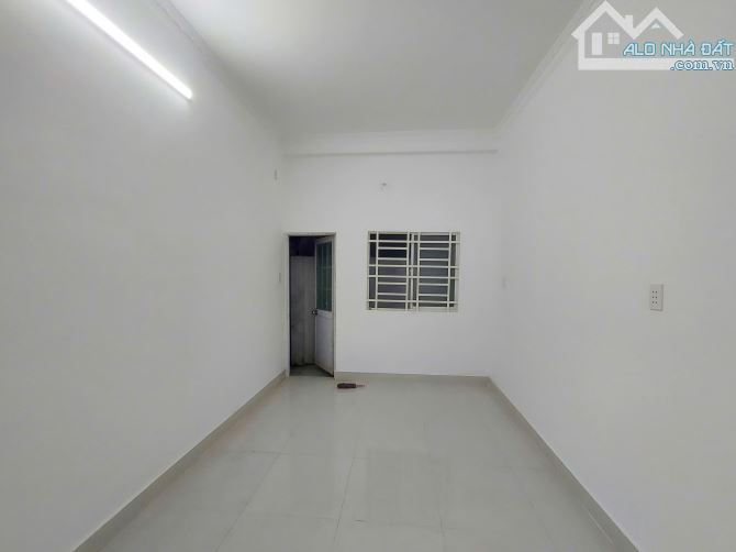 BÁN NHÀ ĐƯỜNG XE HƠI 6M – 70M² (5,7m x 12,3m), 2 TẦNG – KHU PHÂN LÔ ĐƯỜNG CẦU XÂY, QUẬN 9 - 12