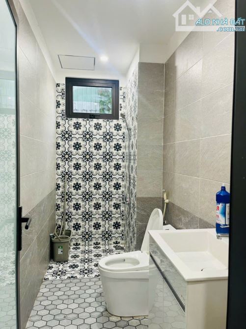 CHO THUÊ NHÀ 3 TẦNG MỚI ĐƯỜNG:  NGUYỄN HUY TỰ - HOÀ MINH - 12