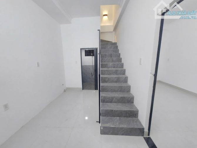 BÁN NHÀ ĐƯỜNG XE HƠI 6M – 70M² (5,7m x 12,3m), 2 TẦNG – KHU PHÂN LÔ ĐƯỜNG CẦU XÂY, QUẬN 9 - 13