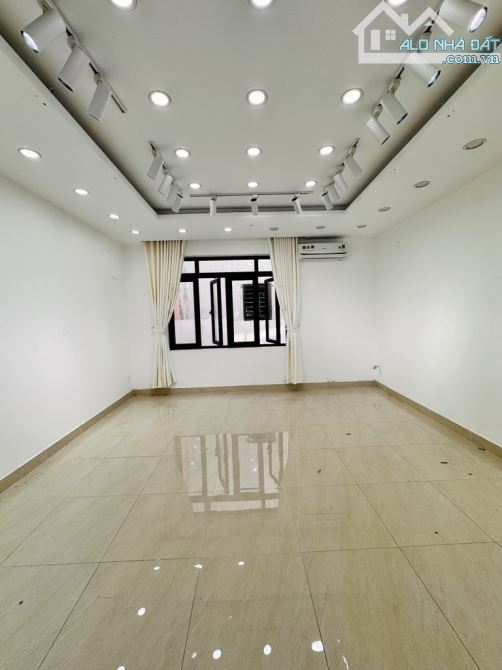 Bán nhà đường trường Sa P 13 P Nhuận, ngang 4,6M, 92M2 5 tầng , giá chỉ 22,4tỷ - 13