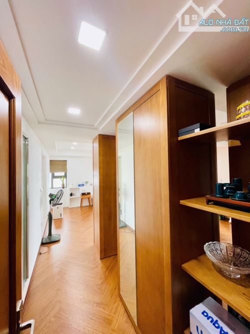 Căn Hộ Cao Cấp/ 271 m2/ 20.x tỷ / Long Biên - 13