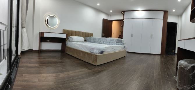 Nhà đẹp 6 tầng thang máy ngõ 279 Đội Cấn, 40m2 gần oto, full nội thất. Giá 11.5 tỷ - 14