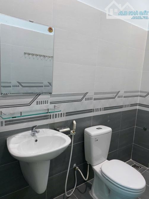 Top nhà xinh rẻ 6 x 25m 1 trệt 2 lầu Huỳnh Tấn Phát Q7 TP.HCM - 15