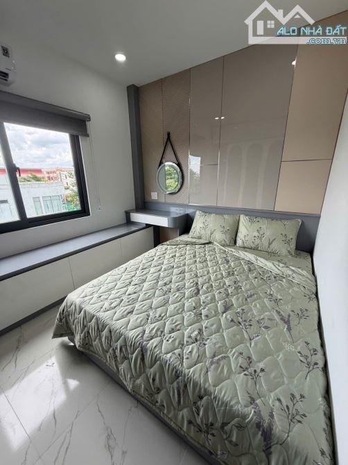 Bán nhà mới như hình, 390/ Hà Huy Giáp, Q12, giáp Gò Vấp. 4*20m, 5tấm, có TM, HXH 10m, 8.7 - 19