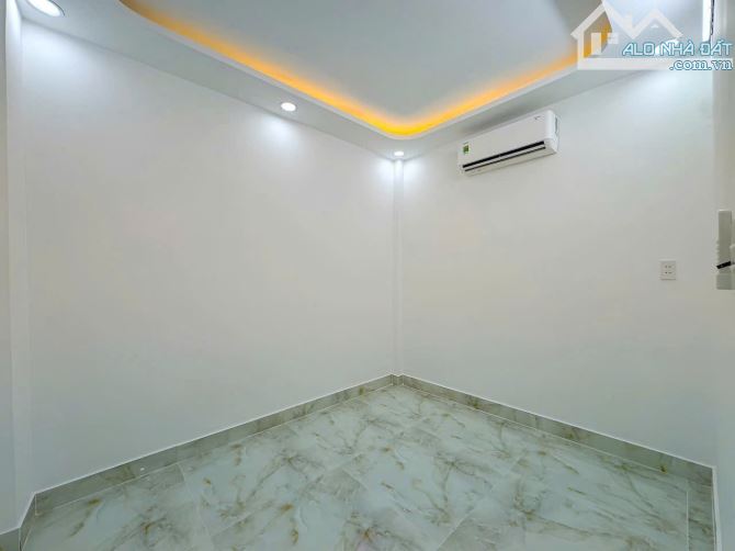 Siêu phẩm hẻm 1056 Huỳnh Tấn Phát, Q7, DT 14,5 x8m, 3 lầu. Giá 7,8 tỷ - 20