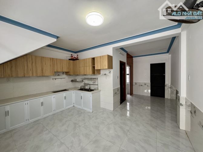 Bán Nhà 2 Tầng Full Nội Thất KQH Hương Sơ - 2